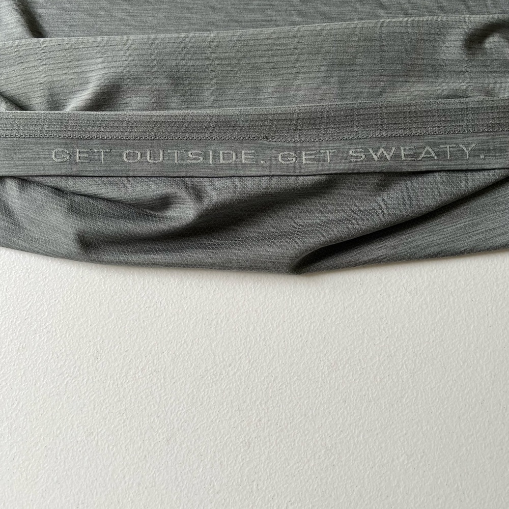 Lululemon gray t-shirt yoga sport GET OUTSIDE GET SWATY Sz L -XL - Picture 6 of 7